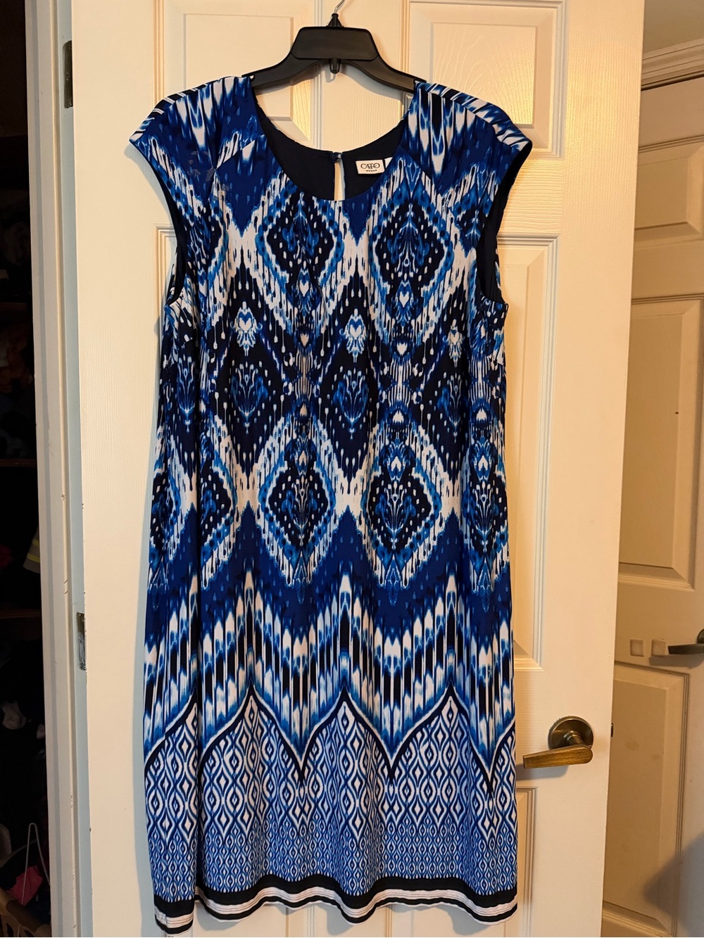 Cato Blue and White Ikat Cap-Sleeve Shift Dress
